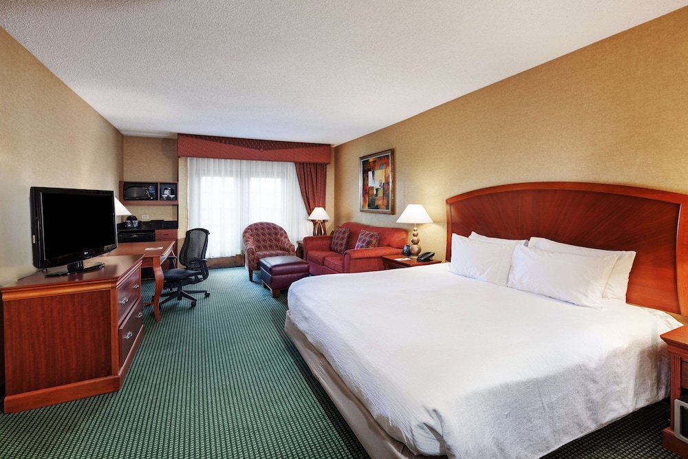 Embassy Suites by Hilton Greensboro Airport - photo 12