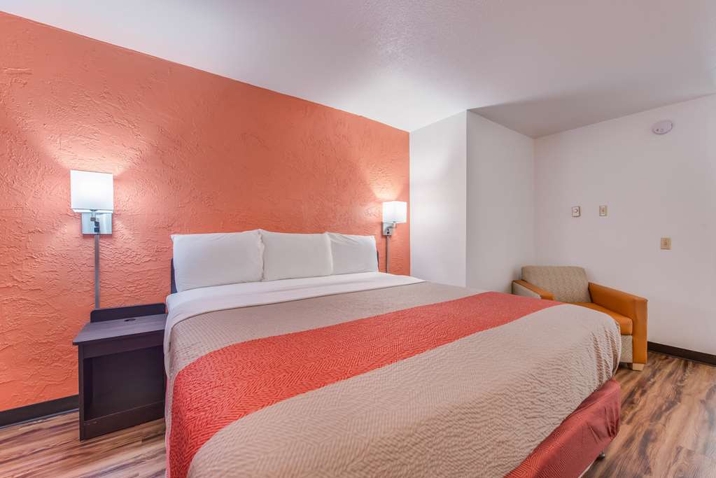 Motel 6 Saint Paul MN I 94 - photo 6