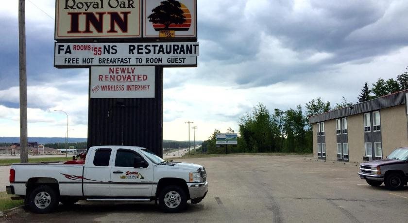 Royal Oak Inn — hotel in Whitecourt