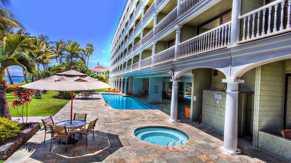 Lahaina Shores Beach Resort - photo 21