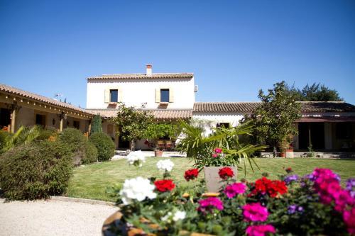 Residence Melody Adult only — 4-Star Luxury Hotel in Saint-Remy-De-Provence, France