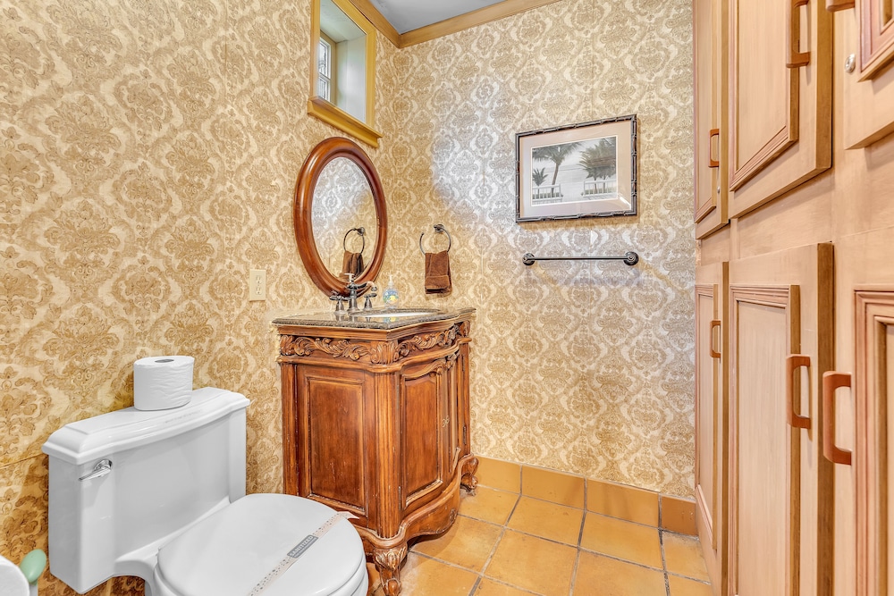 Young Mansion - photo 105