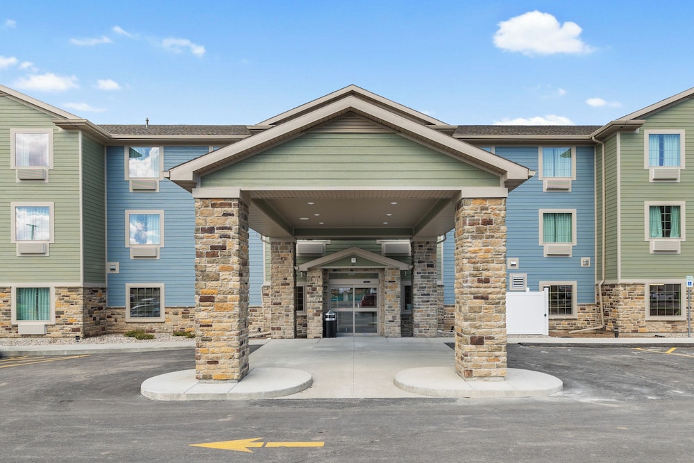 Cobblestone Hotel & Suites Alpine - photo 2