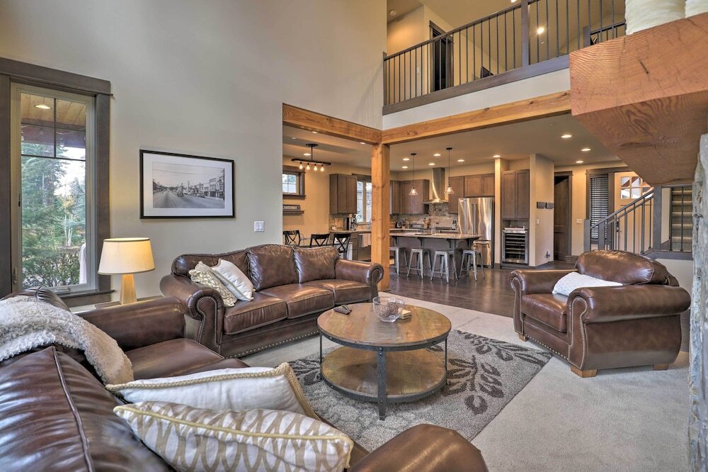 Luxury Suncadia Resort Retreat with Private Hot Tub - photo 3