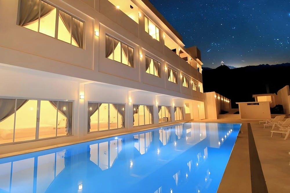 Coron Bluewave Hotel — hotel in Coron