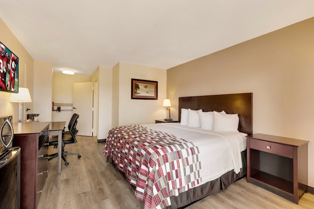 Red Roof Inn Gulfport Biloxi Airport - photo 5