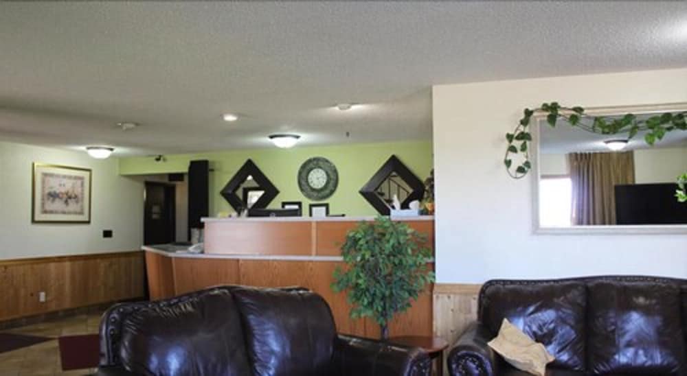 East Grand Inn - photo 3