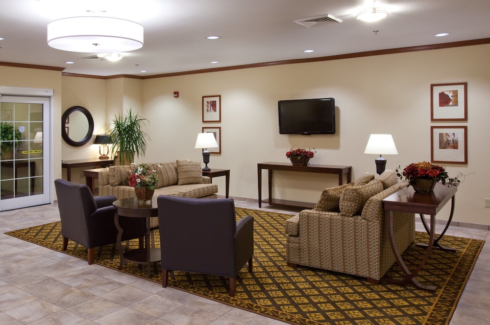 Candlewood Suites Minot by IHG - photo 48