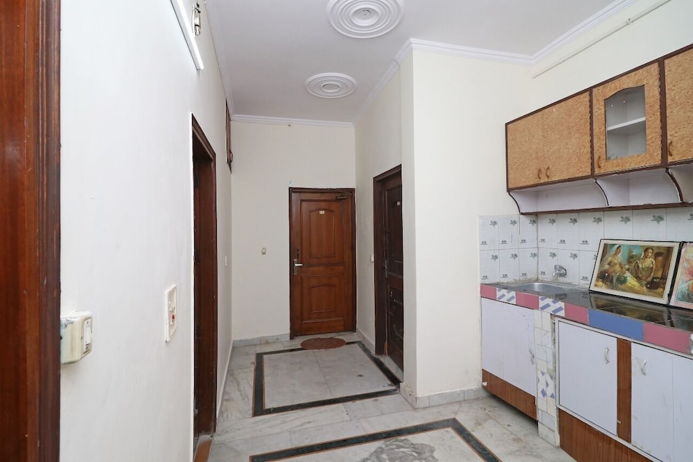 Hotel Hari Villa — Noida — photo 3