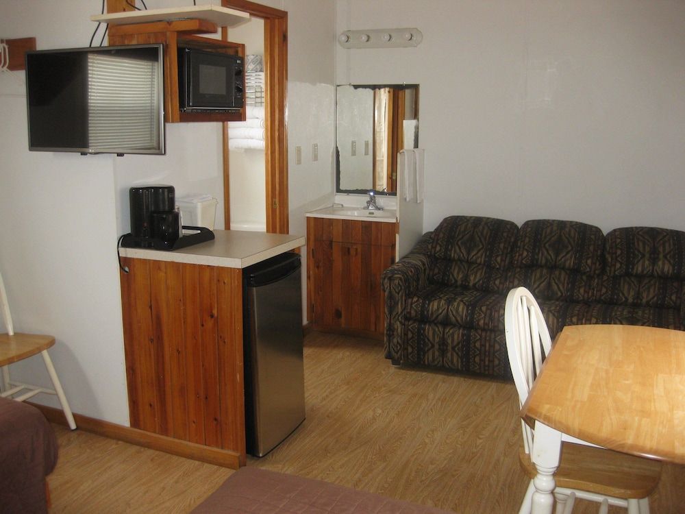 Empire Inn Motel - photo 15