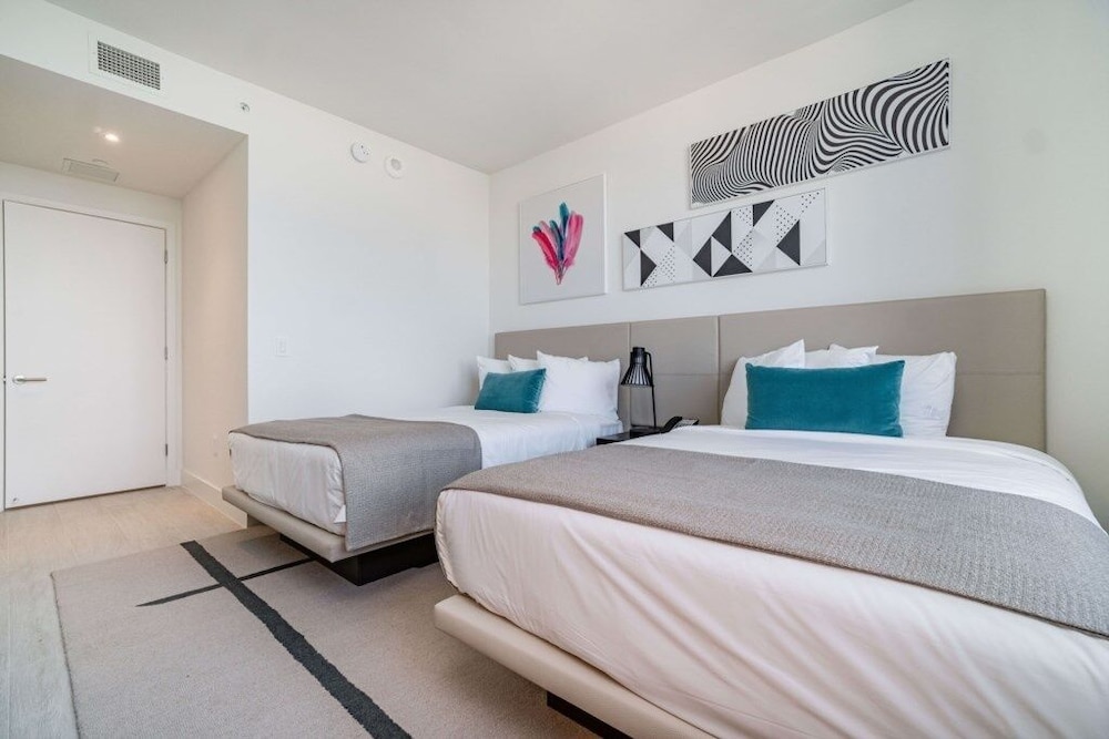 Hyde Beach House Luxury Condo resort 2 Bedroom Condo by RedAwning - photo 8
