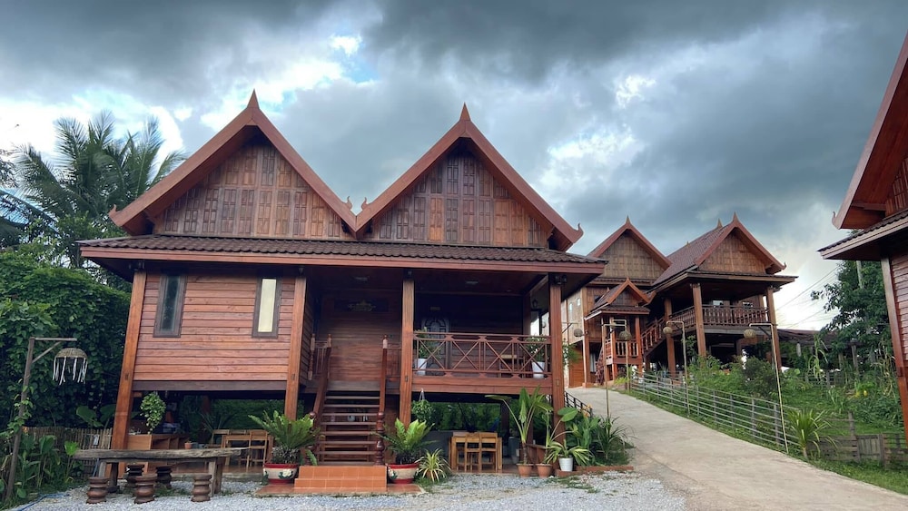 Vangnamthip Meung Feung Hotel in Unknown City, Laos
