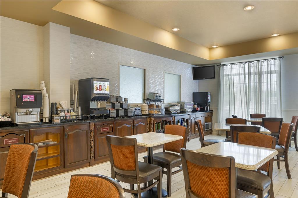 Best Western Plus Vineyard Inn & Suites - photo 2