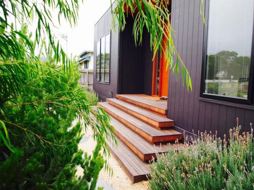 Kutu Ev in Apollo Bay, Australia