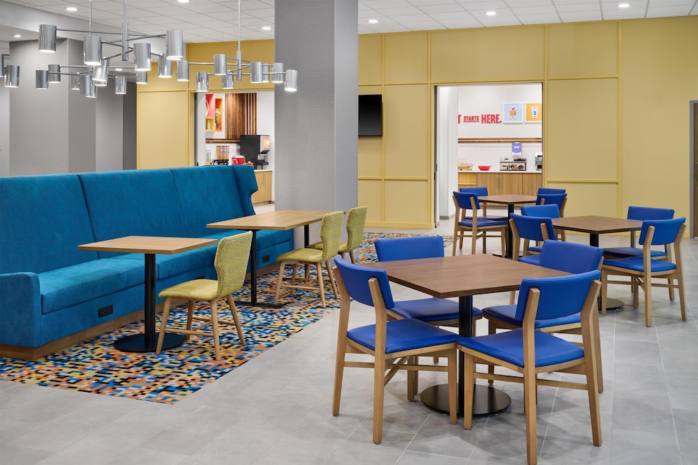 Hampton Inn by Hilton Lincoln Downtown - photo 23