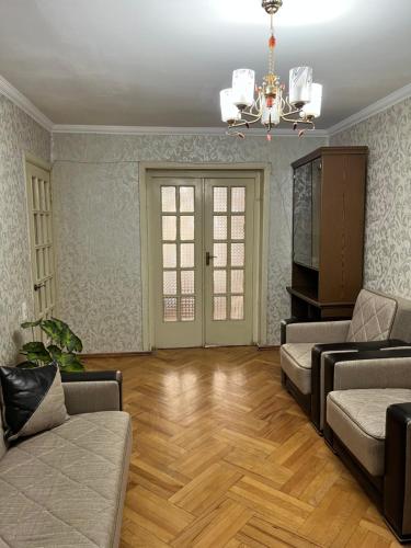 Vintage Apartment