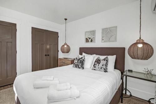 Downtown Cottage Zen Garden — 4-Star Luxury Hotel in Columbia, United States
