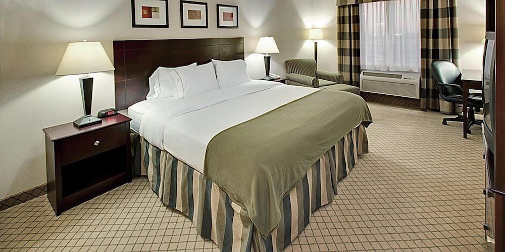 Holiday Inn Express Des Moines Ankeny by IHG - photo 3