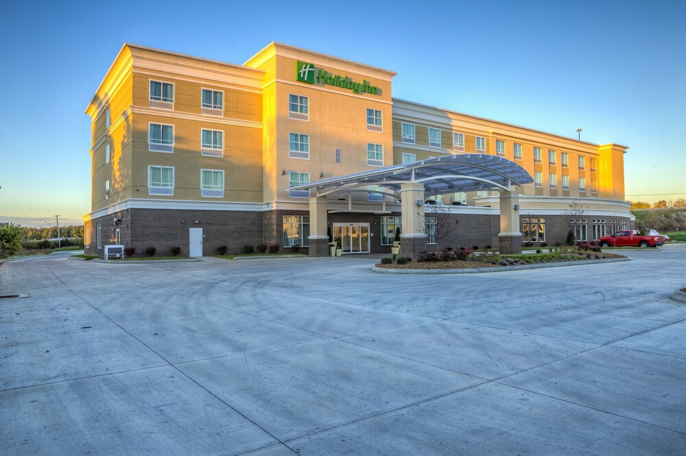 Holiday Inn Express Richmond by IHG - photo 28