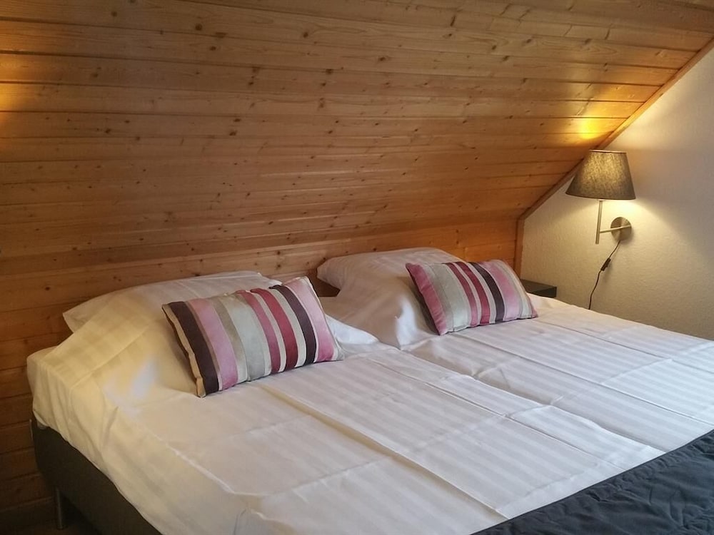 Ferienhäuser Freiblick — hotel in Bunde