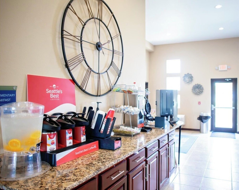 Cobblestone Inn & Suites Clarinda - photo 56