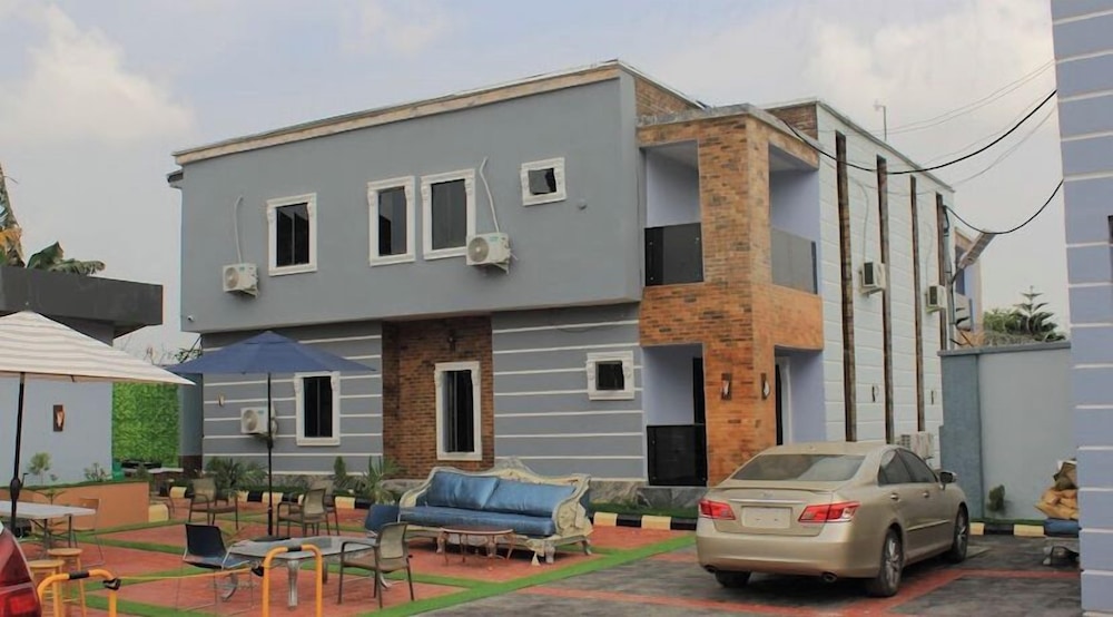 De Lexis Hotel & Suites in Uyo, Nigeria
