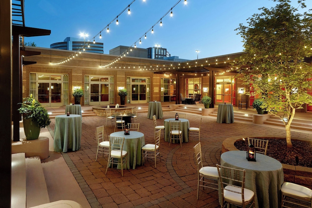 Renaissance Charlotte SouthPark - photo 4
