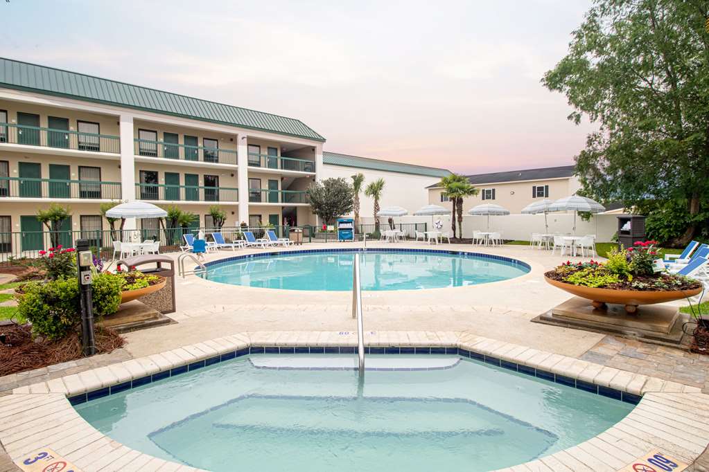Econo Lodge Inn & Suites Foley North Gulf Shores - featured photo