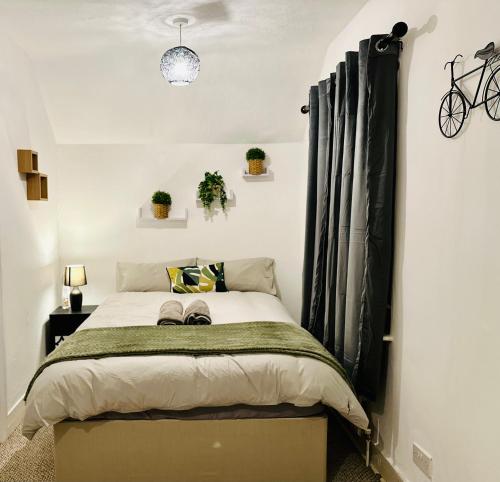 3 Bed House in Reading — Reading — photo 3