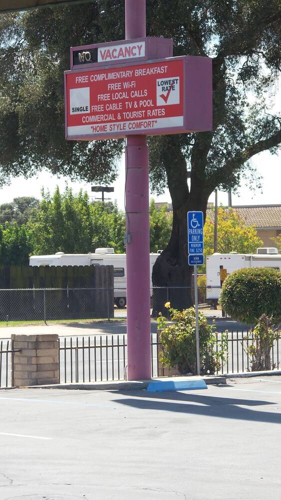 Holiday Motel Oakdale - photo 31