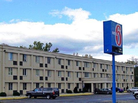 Motel 6 Mishawaka — hotel in Mishawaka