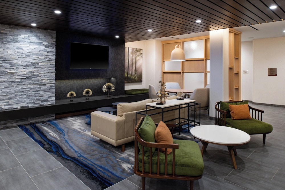 Fairfield Inn & Suites by Marriott Charlotte University Research Park - photo 3
