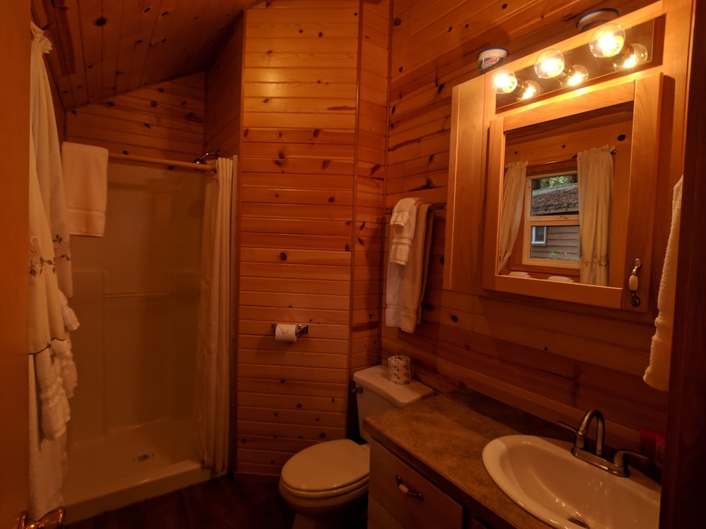 Emerald Forest Cabins - photo 124