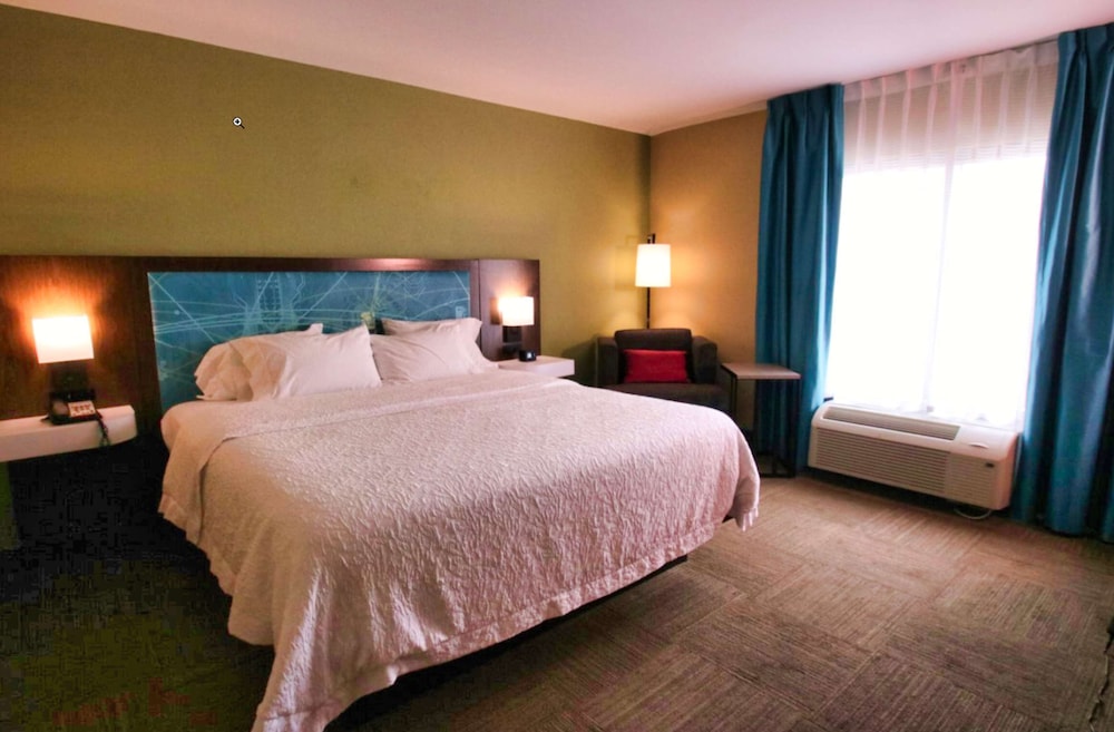 Hampton Inn & Suites Jacksonville Beach Blvd Mayo Clinic - photo 14