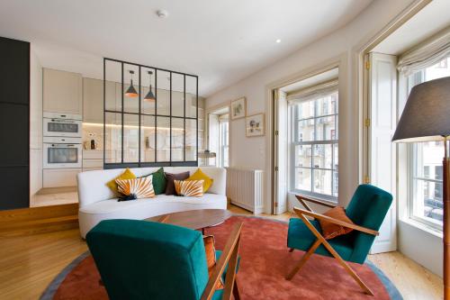 BOUTIQUE Rentals Isabella Ribeira Apt great views — 4-Star Luxury Hotel in Porto, Portugal