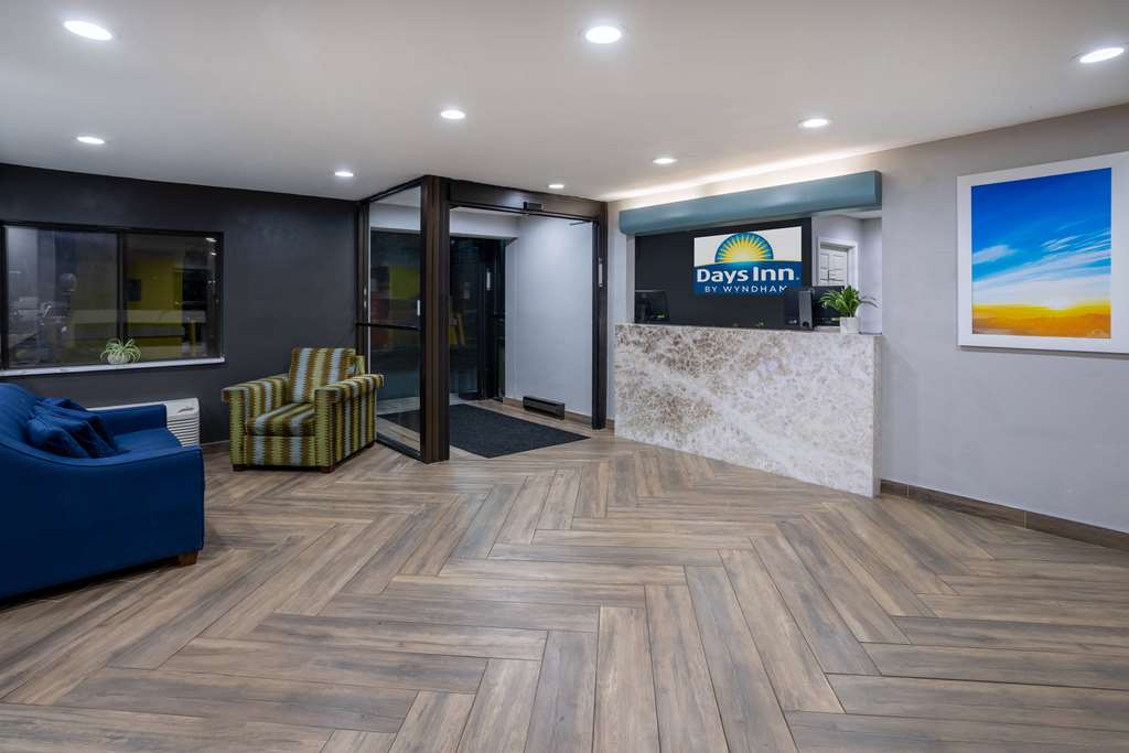 Days Inn by Wyndham Pleasant Prairie Kenosha - photo 10