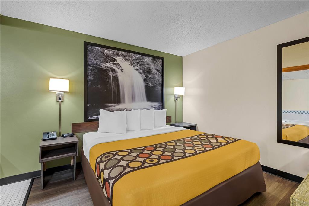 Super 8 by Wyndham Watertown WI - photo 33