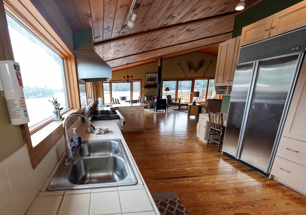 Ampersand Bay Resort - photo 92