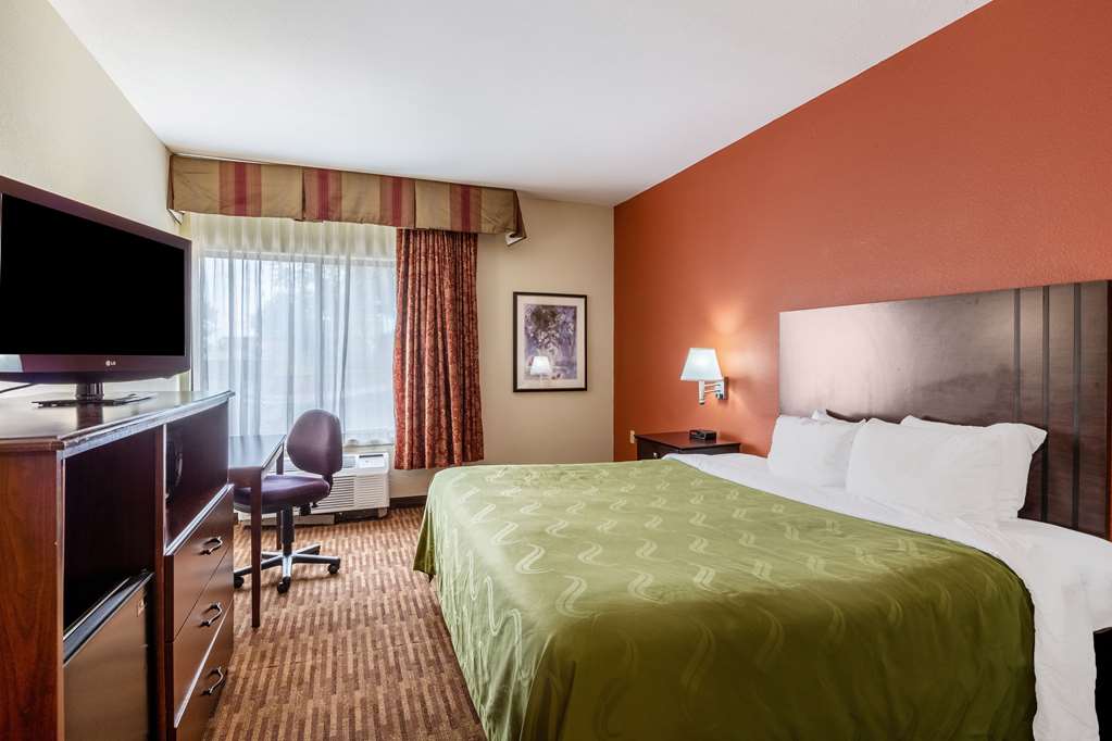 Quality Inn & Suites Lawrence University Area - photo 8