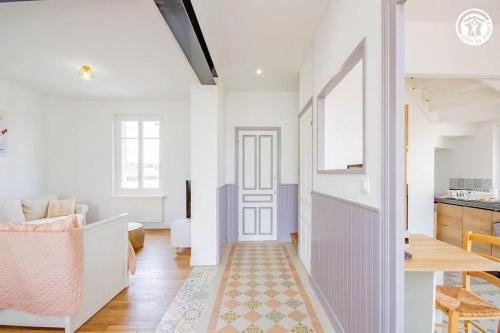 L’albatros Villa de Charme Familiale Classee 3 Etoiles All Inclusive in Paray-Le-Monial, France