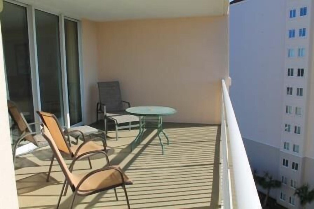 North Tower Apartment 207 - photo 11