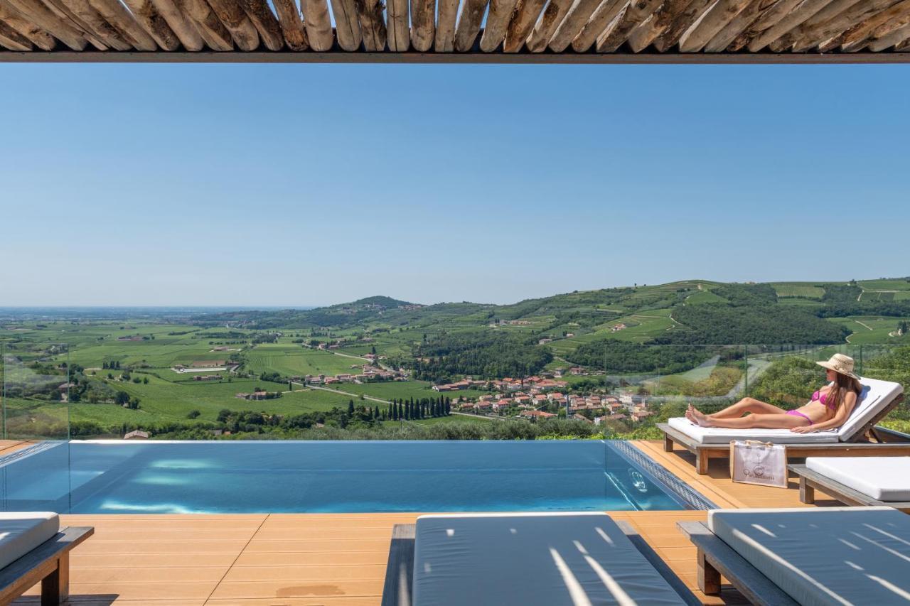 Relais di Campagna I Tamasotti — 4-Star Luxury Hotel in Mezzane Di Sotto, Italy