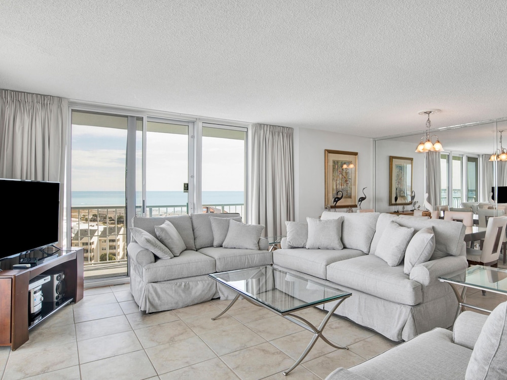 Tristan Towers by Southern Vacation Rentals - photo 26