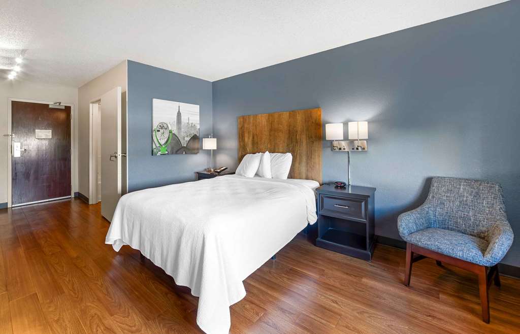 Extended Stay America Premier Suites Fort Lauderdale Convention Center Cruise Port - photo 2