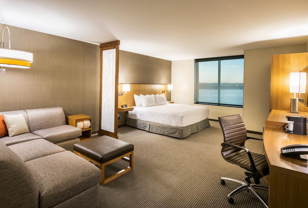 Hyatt Place East Moline Quad Cities - photo 2