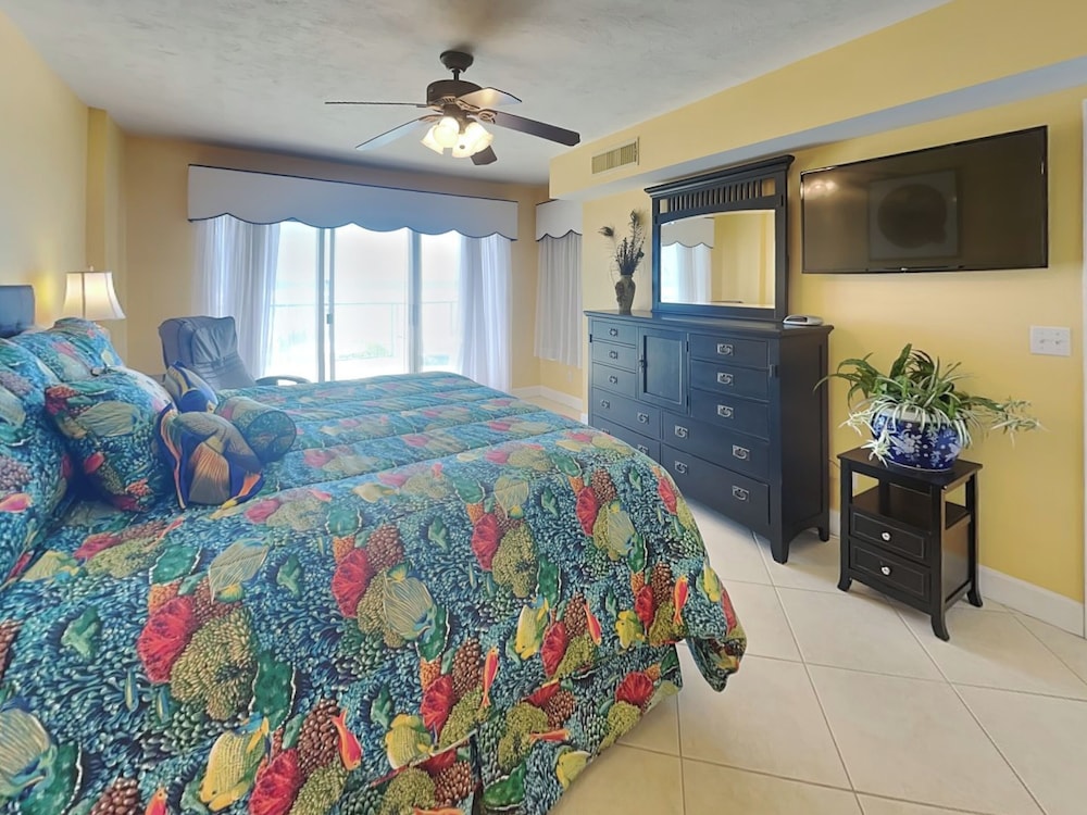 Ocean Towers 2102 by Distinctive Beach Rentals - photo 13