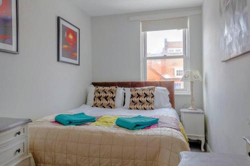 Flamingo Two Bed Apartment with Seaview Great Location