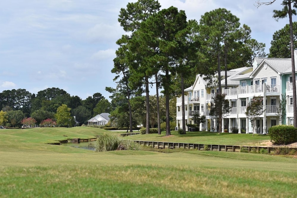 27 Holes of Golf Surrounds the Studio Golf Villa 1606L with Resort Amenities by RedAwning - photo 10