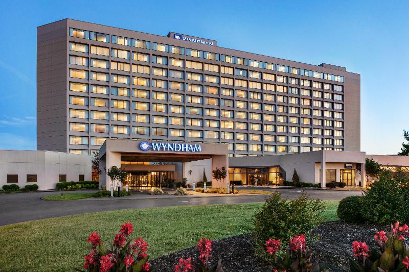 Wyndham Tulsa - photo 2