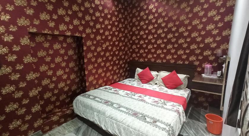 Appna Ghar Hotel
